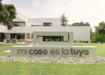 Portada de Mi casa es la tuya